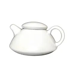 Foto de um(a) Bule White Anos 70, da categoria de Bules. Bule em porcelana branca brasileira, década de 1970A: 12,5 cm / Diâmetro: 13,5 cm peso: 778 g. Vendido no marketplace Trésors.