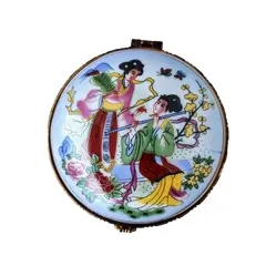Foto de um(a) Porta Jóias Japanese Anos 90, da categoria de Porta-Jóias. Porta jóia japones em porcelana policromada e fecho em latão oxidado, década de 1990 A: 4,5 cm Diâmetro: 7,5 cm peso: 147 g. Vendido no marketplace Trésors.