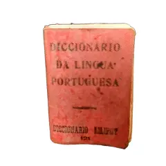 Foto de um(a) Micro Mini Dicionário Anos 50, da categoria de Livros. Mini dicionário de português, raridade dos anos 1950, lilliput, com 760 páginas. A: 5 cm / P: 1,4 cm / L: 3,5 cm. Vendido no marketplace Trésors.