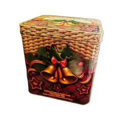 Foto de um(a) Lata Bauducco 2014, da categoria de Outros colecionáveis. Lata de flandres policromada com motivo natalino, chocotone da bauducco, do ano de 2014, em perfeito estado e hoje já virou... Vendido no marketplace Trésors.