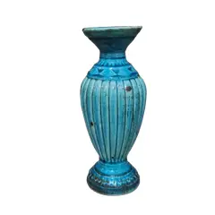 Foto de um(a) Castiçal Blue anos 2000, da categoria de Castiçais. Castiçal em porcelana craquelada e envelhecida na cor turquesa, década de 2000 A: 29 cm diâmetro da base: 10 cm diâmetro do... Vendido no marketplace Trésors.