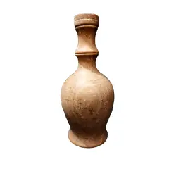 Foto de um(a) Moringa em Pedra Sabão, Nordeste Brasileiro, da categoria de Jarros. Moringa de pedra sabão com tampa, nordeste brasileiro. Capacidade de 350 ml. A: 19 cm Diâmetro: 7,8 cm Diâmetro da base:... Vendido no marketplace Trésors.