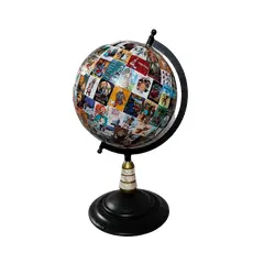 Foto de um(a) Globo Tintim, Herge, da categoria de Globos. Globo tintim globo com esfera giratória de plástico decoupado com imagens do tintim, estrutura em ferro com detalhes em... Vendido no marketplace Trésors.