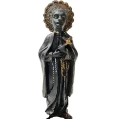 Foto de um(a) Imagem de Santo Antônio de Categeró em Resina e Imbuia, da categoria de Objetos religiosos e espirituais. Imagem de santo antônio de categeró em resina com base em madeira de imbuia. A: 15 cm L: 4,5 cm P: 2 cm Diâmetro da base:... Vendido no marketplace Trésors.
