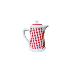 Foto de um(a) Bule em Porcelana Xadrez Branca e Vermelha, Germer, Década de 1980, da categoria de Bules. Bule em porcelana branca com estampa xadrez vermelha e branca, marca brasileira germer, década de 1980A: 17 cm / Diâmetro da... Vendido no marketplace Trésors.