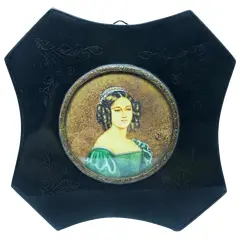Foto de um(a) Antigo Quadrinho Camafeu Miniature Portrait Pintura A Óleo, da categoria de Pinturas. Miniature Portrait. Antigo quadrinho camafeu, pintado à mão em folha de marfim. Moldura em madeira com paspatur em bronze.... Vendido no marketplace Trésors.