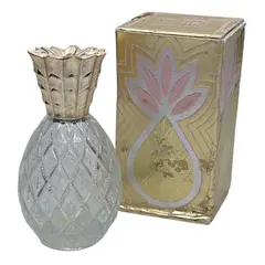 Foto de um(a) Perfume Avon Abacaxi Vintage, da categoria de Outros colecionáveis. Perfume Avon Abacaxi vintage. Vendido no marketplace Trésors.
