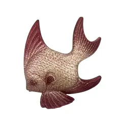 Foto de um(a) Antiga Escultura Art Deco Peixe Em Porcelana Faiança Tcheca, da categoria de Escultura. Imponente e diferente escultura artística em faiança na forma de peixe, década de 1950. Período Art Deco.Medidas 27x25cm. Vendido no marketplace Trésors.