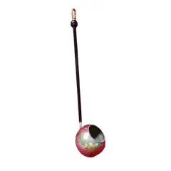Foto de um(a) Concha Gigante para Servir Água em Latão com Banho de Prata e Madeira, Década de 1970, da categoria de Outros utensílios para servir. Concha gigante para servir água, também encontrado nos balangandas simbolizando prosperidade e abundância. Em latão com um... Vendido no marketplace Trésors.
