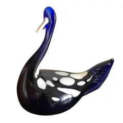 Foto de um(a) Antiga Escultura Peso De Papel Cisne Em Cristal De Murano, da categoria de Pesos de papel. Murano italiano. Medidas 13x13cm. Vendido no marketplace Trésors.