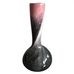 Foto de um(a) Antigo Lindo Jarro Vaso De Murano Italiano Feito À Mão, da categoria de Vasos. Lindo vaso em Murano italiano feito à mão. Peça imponente. Período Art Deco. Cores vivas e brilhantes, muito decorativo. ... Vendido no marketplace Trésors.