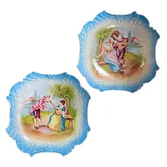 Foto de um(a) Antigo Par De Pratos Medalhões Porcelana Francesa Limoges, da categoria de Pratos Decorativos. B&R Limoges - France. Antigo e raro par de pratos medalhões em porcelana artística, ricamente pintados à mão. Da renomada... Vendido no marketplace Trésors.