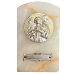 Foto de um(a) Arte Sacra Antiga Imagem Nossa Senhora Imaculada Conceição, da categoria de Objetos religiosos e espirituais. arte sacra. nossa senhora da imaculada conceição.antiga plaquinha artística feita à mão em mármore italiano, com medalhão... Vendido no marketplace Trésors.