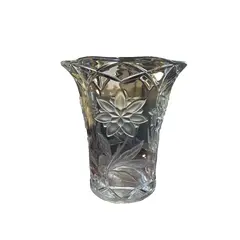 Foto de um(a) Antigo Grande Vaso Jarro Art Deco Em Vidro Floral Satiné, da categoria de Vasos. ~ France Glass ~Antigo e grande vaso em vidro artístico francês satiné. Decoração com flores e folhas em relevo. Peça muito... Vendido no marketplace Trésors.