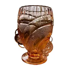 Foto de um(a) Antigo Vaso Jarro Art Deco Em Vidro Inglês Sowerby Glass, da categoria de Vasos. Sowerby Glass. Antigo e lindo vaso inglês em vidro artístico trabalhado com total influência do período Art Deco. Peça... Vendido no marketplace Trésors.