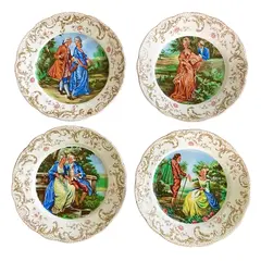 Foto de um(a) Antigos Pratos Decorativos Porcelana Inglesa John Maddock, da categoria de Pratos Decorativos. John Maddock & Sohns - Royal Vitreous. Antigo e lindo conjunto com quatro pratos decorativos em porcelana artística inglesa.... Vendido no marketplace Trésors.