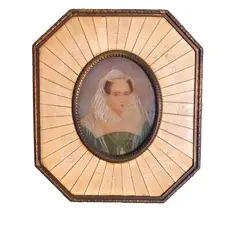 Foto de um(a) Antigo Raro Quadrinho Miniature Portrait Pintura Óleo France, da categoria de Pinturas. Miniature Portrait. Antigo quadrinho com linda figura de dama da sociedade, pintada à mão, pintura a óleo sobre folha de... Vendido no marketplace Trésors.