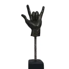 Foto de um(a) Escultura Spiderman / Homem Aranha - Marvel Comics Universe, da categoria de Escultura. Spiderman: escultura em técnica mista com pátina bronze oxidado, haste vergalhão e cubo em madeira ebanizada como base. ... Vendido no marketplace Trésors.