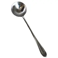 Foto de um(a) Antiga Grande Concha Em Prata Broqua & Scholberg Art Deco, da categoria de Outros utensílios. Antiga grande concha em prata Broqua & Scholberg Art Deco Medida 33cm Em ótimo estado de conservação. Vendido no marketplace Trésors.