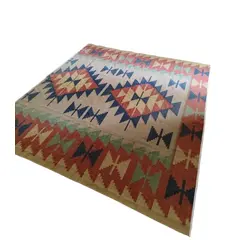 Foto de um(a) Tapete Kilim Paquistanês, Década de 1980, da categoria de Tapetes. Tapete kilim paquistanês antigo com motivo geométrico, década de 1980. Medidas: 2,37m x 2,56m. Vendido no marketplace Trésors.
