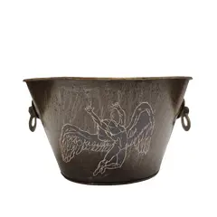 Foto de um(a) Cachepô em Ferro com Decupage Led Zeppelin, Peça Única, Década de 2000, da categoria de Cachepot. Cachepô em ferro com ferrugem preservada, alças em latão nas laterais e decupage em um dos lados, década de 2000, peça... Vendido no marketplace Trésors.