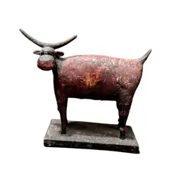 Foto de um(a) Escultura Ankole-Watusi 90'S, da categoria de Escultura. Escultura artesanal de uma das espécies mais antigas e com chifres mais longos, o ankole-watusi. Em resina com pátina... Vendido no marketplace Trésors.