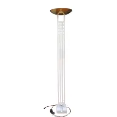 Foto de um(a) Luminária de piso estilo Torchiere pós-moderna dos anos 1980 - designer Robert Sonneman, da categoria de Luminárias de chão. Esta é uma Luminária de piso estilo Torchiere pós-moderna dos anos 1980, desenhada pelo renomado designer Robert Sonneman... Vendido no marketplace Trésors.
