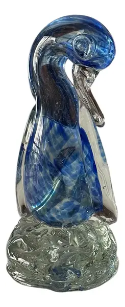 Foto de um(a) Antiga Escultura De Pato Decorativo Murano Italiano Art Deco, da categoria de Escultura. Antiga escultura artística representando pato em cristal de Murano em tons de azul. Peça muito decorativa e com bastante... Vendido no marketplace Trésors.