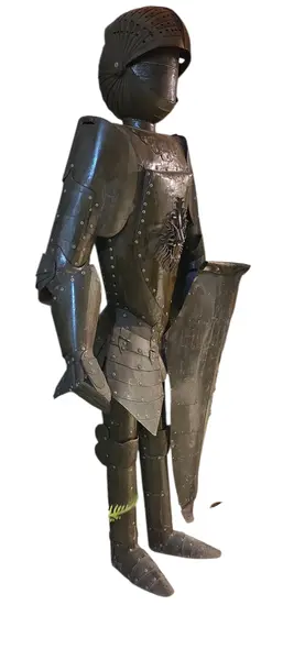 Foto de um(a) Armadura Medieval em Tamanho Real – Latão Envelhecido com Escudo e Elmo Articulado, da categoria de Armas e armaduras. Transforme qualquer ambiente em um verdadeiro cenário histórico com esta magnífica armadura em tamanho real. Confeccionada... Mostrado de uma perspectiva diferente. Vendido no marketplace Trésors.