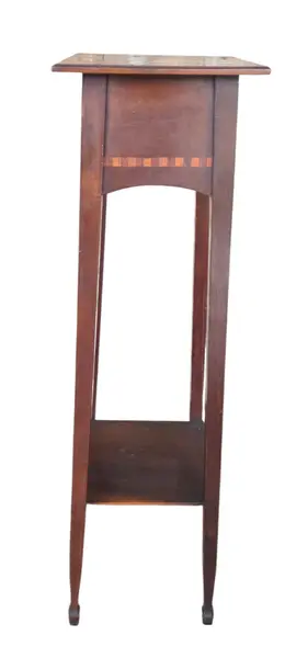 Foto de um(a) Floreira em Imbuia Maciça com Marchetaria – Década de 30, da categoria de Outros objetos decorativos. Esta é uma peça de colecionismo excepcional, que carrega a história da movelaria paranaense do início do século XX. O selo... Mostrado de uma perspectiva diferente. Vendido no marketplace Trésors.