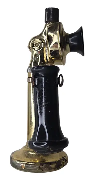 Foto de um(a) Perfume Avon - Candlestick Telephone Vintage, da categoria de Outros colecionáveis. Perfume Candlestick Telephone Colecionável. Mostrado de uma perspectiva diferente. Vendido no marketplace Trésors.