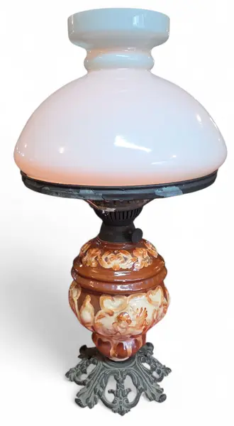 Foto de um(a) Abajur em Cerâmica Esmaltada, da categoria de Abajures. Uma peça versátil e elegante que combina com diversos estilos de decoração. Com acabamento esmaltado de alta qualidade, este... Mostrado de uma perspectiva diferente. Vendido no marketplace Trésors.