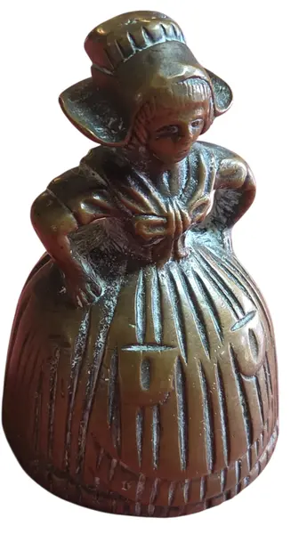 Foto de um(a) Sino de Mesa Antigo em Bronze – Figura Feminina, da categoria de Outros colecionáveis. Excelente estado vintage, apresentando o desgaste natural da pátina que atesta sua antiguidade, sem marcas de restauro ou... Vendido no marketplace Trésors.