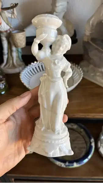 Foto de um(a) Antigo Raro Paliteiro Vitoriano Em Porcelana Vieux Paris, da categoria de Paliteiros. Antigo e raro paliteiro Vitoriano em porcelana francesa Vieux Paris. Peça grande para um paliteiro. Original do final do... Mostrado de uma perspectiva diferente. Vendido no marketplace Trésors.