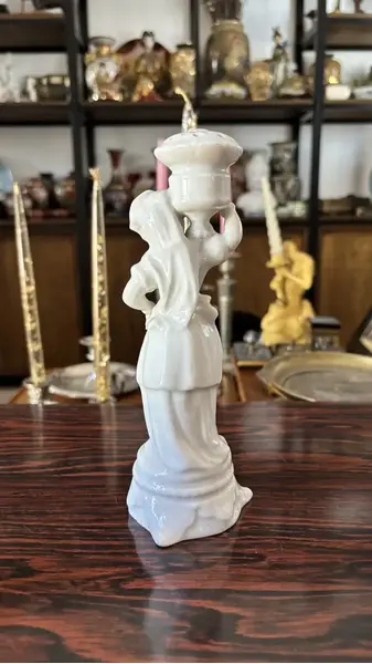 Foto de um(a) Antigo Raro Paliteiro Vitoriano Em Porcelana Vieux Paris, da categoria de Paliteiros. Antigo e raro paliteiro Vitoriano em porcelana francesa Vieux Paris. Peça grande para um paliteiro. Original do final do... Mostrado de uma perspectiva diferente. Vendido no marketplace Trésors.