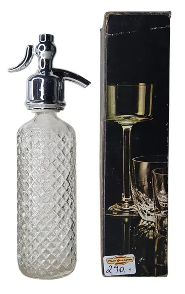 Foto de um(a) Perfume Avon - Bottled Vintage, da categoria de Outros colecionáveis. Perfume Avon Bottled Colecionável. Mostrado de uma perspectiva diferente. Vendido no marketplace Trésors.