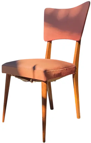 Foto de um(a) Cadeira Pés Palito - Móveis Pedroso, da categoria de Outras cadeiras. Relíquia do design mobiliário paranaense dos anos 50/60. Esta belíssima cadeira traz a autêntica estética Mid-Century Modern... Mostrado de uma perspectiva diferente. Vendido no marketplace Trésors.