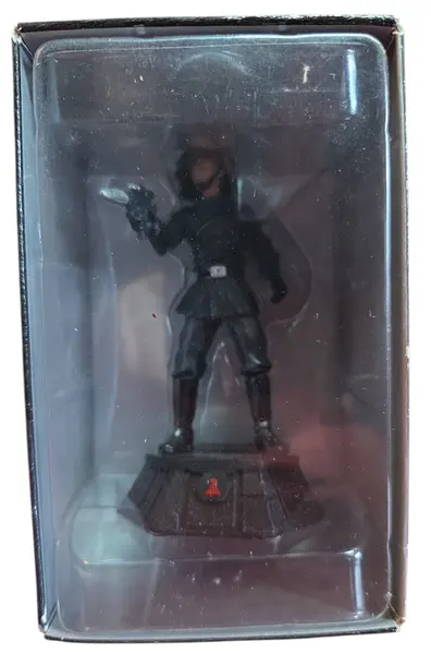 Foto de um(a) Star Wars Imperial Navy Trooper - Xadrez DeAgostini (Pintado à Mão), da categoria de Figuras de ação. Traga o poder do Império para sua coleção! Esta miniatura detalhada do Imperial Navy Trooper (Soldado da Marinha Imperial)... Mostrado de uma perspectiva diferente. Vendido no marketplace Trésors.