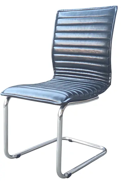 Foto de um(a) Cadeira de Escritório Cesca em Courvin e Base Cromada, da categoria de Outras cadeiras. Com linhas sofisticadas e uma forte inspiração no design moderno clássico, esta cadeira de escritório estilo esteirinha une... Mostrado de uma perspectiva diferente. Vendido no marketplace Trésors.