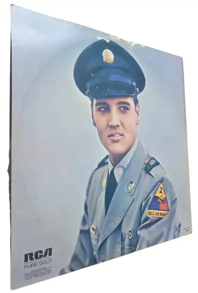 Foto de um(a) LP Elvis Presley – For LP Fans Only (Edição Brasileira 1982) – Série Pure Gold RCA, da categoria de LPs ou Discos de Vinil . Relíquia para colecionadores e amantes do Rei do Rock! Este álbum, "For LP Fans Only", é uma compilação essencial que reúne... Vendido no marketplace Trésors.