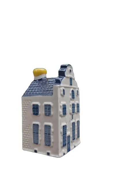 Foto de um(a) Rara Miniatura Casinha Holandesa KLM Bols Delft Nº 84, da categoria de Outros colecionáveis. Linda e autêntica casinha de porcelana holandesa Delft Blue, distribuída exclusivamente aos passageiros da classe executiva... Vendido no marketplace Trésors.