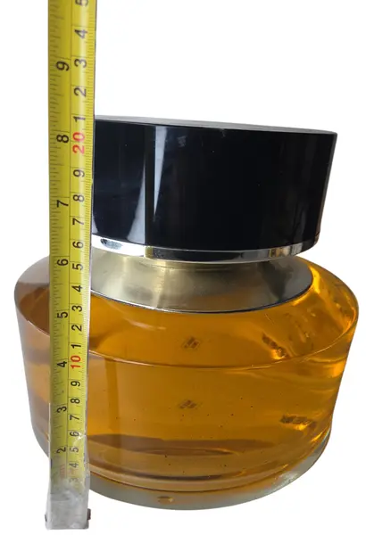 Foto de um(a) Perfume Avon Jilsander N°4 Vintage, da categoria de Outros colecionáveis. Perfume Avon Jilsander N°4 Colecionável. Mostrado de uma perspectiva diferente. Vendido no marketplace Trésors.