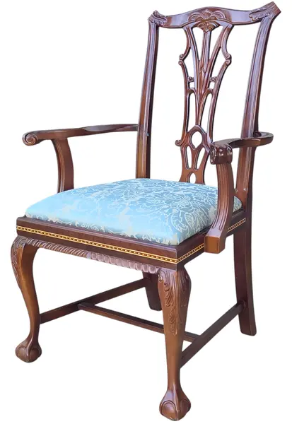 Foto de um(a) Poltrona Chippendale em Imbuia Maciça com Marchetaria e Assento Damasco Azul, da categoria de Poltronas. Exclisiva poltrona de braços (cadeira de mestre) executada em imbuia maciça, combinando com maestria a robustez da... Vendido no marketplace Trésors.