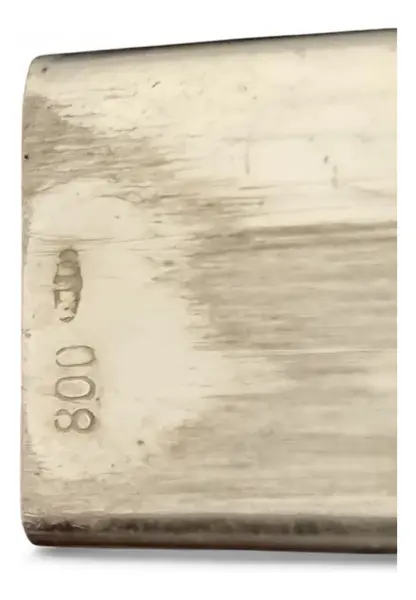 Foto de um(a) Antigo Porta Batom em Prata De Lei, da categoria de Produtos sem categoria. Porta-Batom em Prata 800 & Ametista: O Luxo nos Detalhes Porta-batom em prata italiana de teor 800. Este acessório é... Mostrado de uma perspectiva diferente. Vendido no marketplace Trésors.