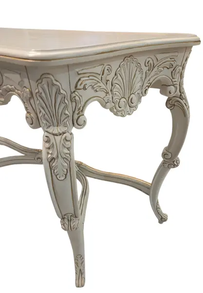 Foto de um(a) Aparador Luís XV Branco Provençal com Pés Cabriolé, da categoria de Aparadores e Buffet. Aparador Clássico Provençal – Elegância, Curvas Marcantes e Riqueza em DetalhesSe você busca uma peça de mobiliário que une... Mostrado de uma perspectiva diferente. Vendido no marketplace Trésors.