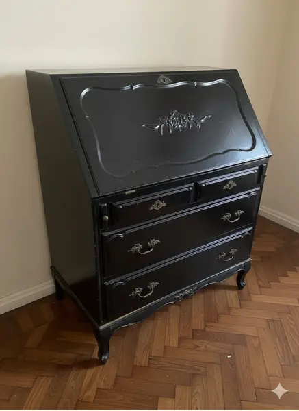 Foto de um(a) Raríssima Papeleira Secretaire Antiga - MADEIRA NOBRE SÓLIDA - Móvel de Luxo, da categoria de Escrivaninhas e Mesas de escritório. ESCRIVANINHA PAPELEIRA EM MADEIRA NOBRE MACIÇA Disponível para os mais exigentes colecionadores, esta Escrivaninha... Mostrado de uma perspectiva diferente. Vendido no marketplace Trésors.