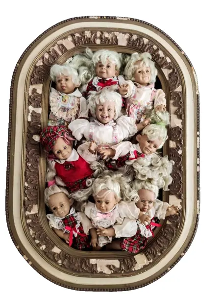 Foto de um(a) Gloobee Dolls Anos 90, da categoria de Bonecas. Bonecas caretinha gloobee dolls, em vinil com corpo de tecido revestido com fibra e cabelos de fibra sintética, tendo como... Vendido no marketplace Trésors.
