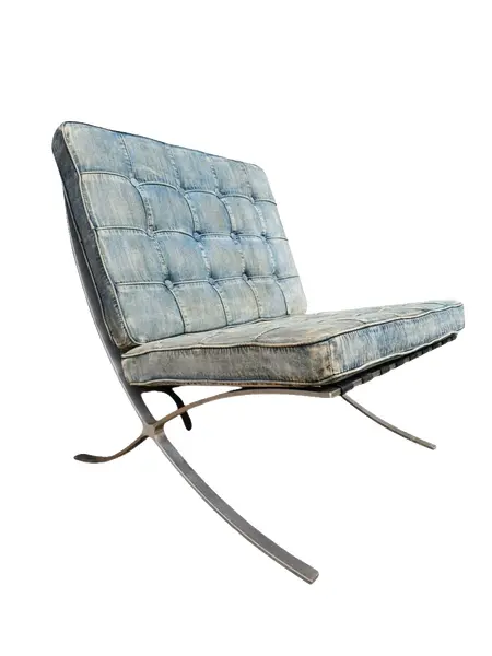 Foto de um(a) Poltrona Barcelona personalizada em jeans, da categoria de Poltronas. Linda poltrona Barcelona, projetada por Ludwig Mies Van der Roche, para exposição internacional de 1929 em Barcelona .A... Vendido no marketplace Trésors.
