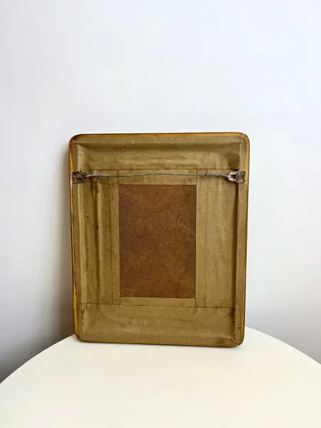 Foto de um(a) ​Impressão emoldurada em madeira e vidro - Patos na lagoa, da categoria de Impressões. Impressão emoldurada em madeira e vidro. Marcas do tempo e uso na moldura, mas nada que um leve restauro não resolva. ... Mostrado de uma perspectiva diferente. Vendido no marketplace Trésors.