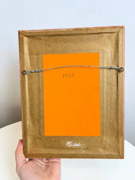 Foto de um(a) Quadro de propaganda da Coca Cola - 1955, da categoria de Propagandas. Propaganda da coca cola, de 1955, emoldurada com vidro. Moldura tem leves avarias como nas fotos. Medidas: 27x21cm. Mostrado de uma perspectiva diferente. Vendido no marketplace Trésors.